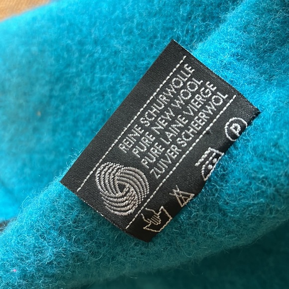 Stapf turquoise wool sweater metal buttons made in Austria, as is - Picture 15 of 16